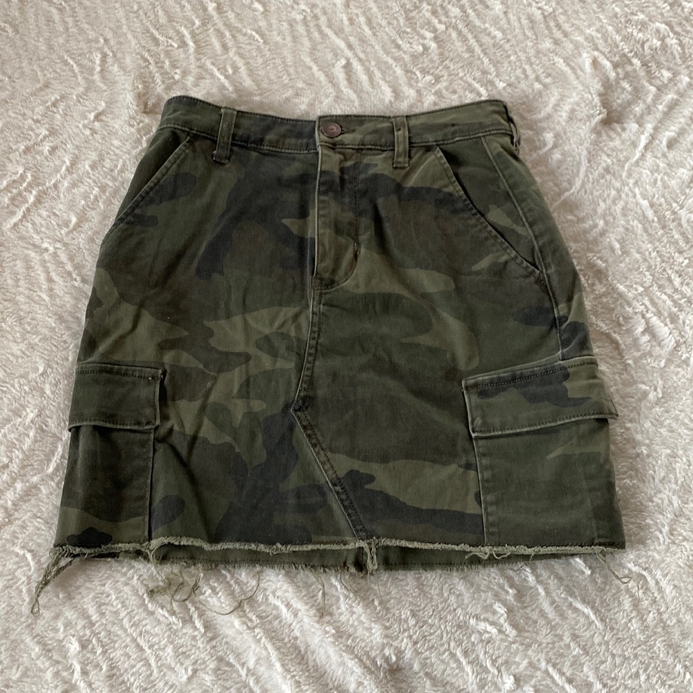 Hollister Ultra High Rise Skirt